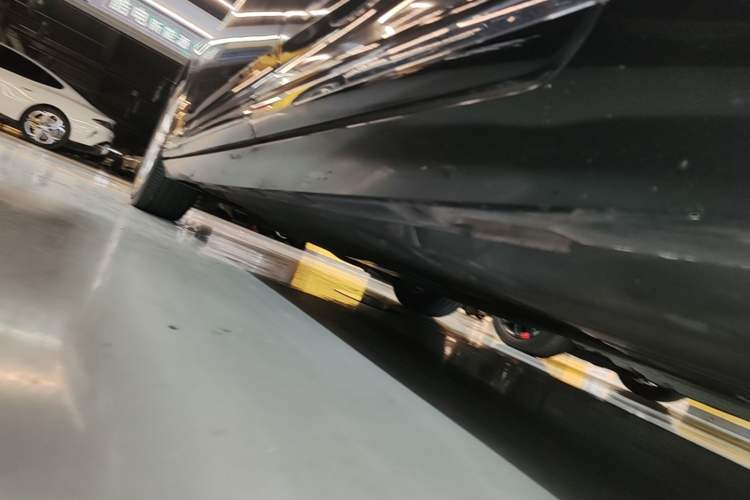Used Volkswagen Magotan 2019 280TSI DSG Comfort Model China V Standard Left Side Sill