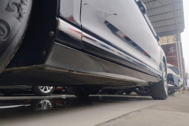 Used Volkswagen Magotan 2019 330TSI DSG Leading Model China VI Standard Left Side Sill