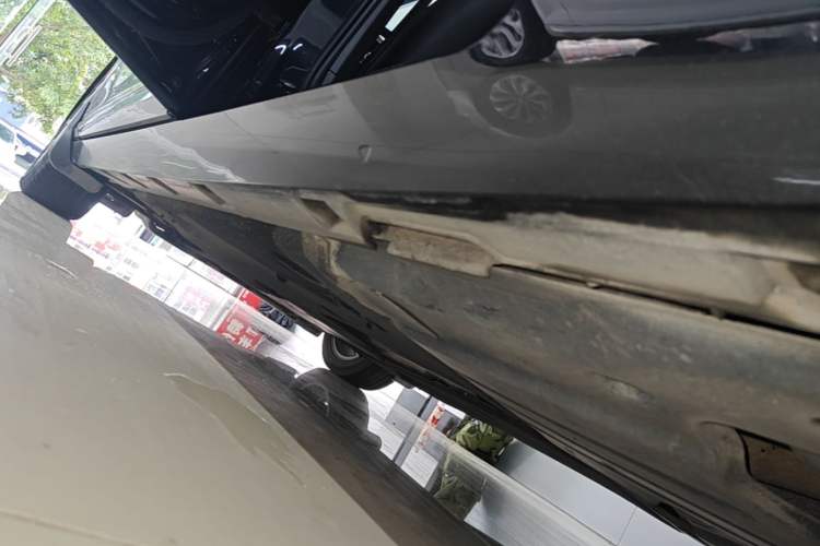 Used Volkswagen Magotan 2019 330TSI DSG Leading Model China VI Standard Left Side Sill