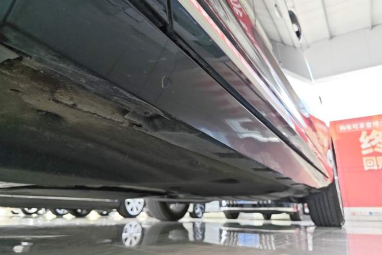 Used Volkswagen Magotan 2019 330TSI DSG Leading Edition China V Standard Left Side Sill