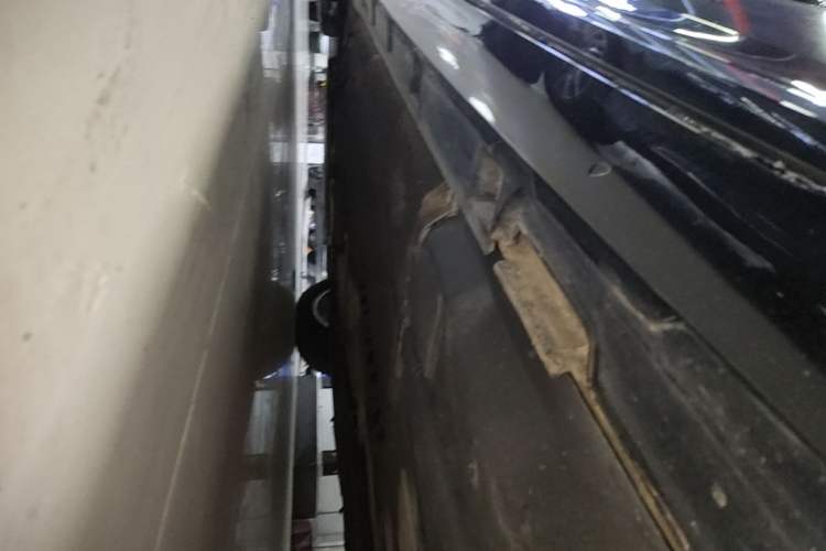 Used Volkswagen Magotan 2019 330TSI DSG Leading Edition China V Standard Left Side Sill