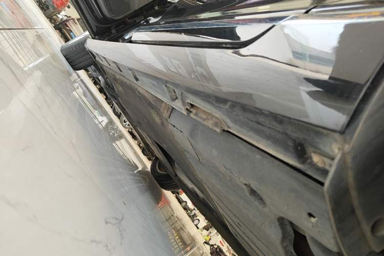 Used Volkswagen Magotan 2019 330TSI DSG Luxury Model China V Standard Left Side Sill