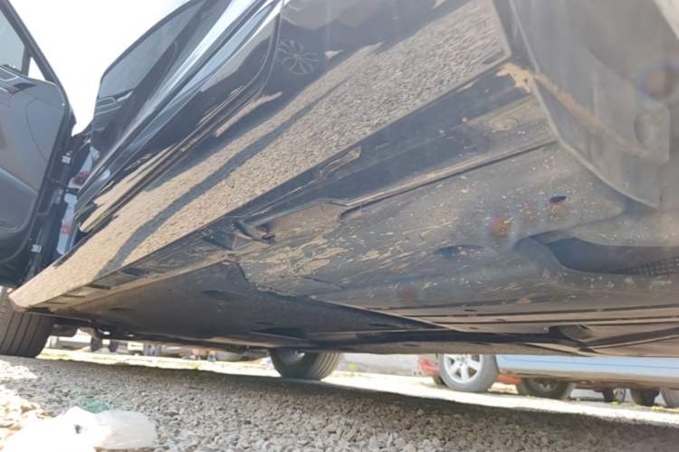 Used Volkswagen Magotan 2019 330TSI DSG Leading Model China VI Standard Left Side Sill
