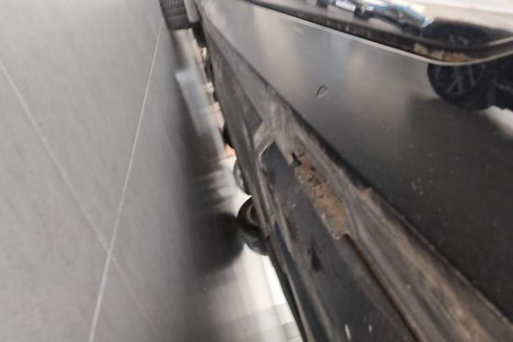 Used Volkswagen Magotan 2019 330TSI DSG Leading Edition China V Standard Left Side Sill