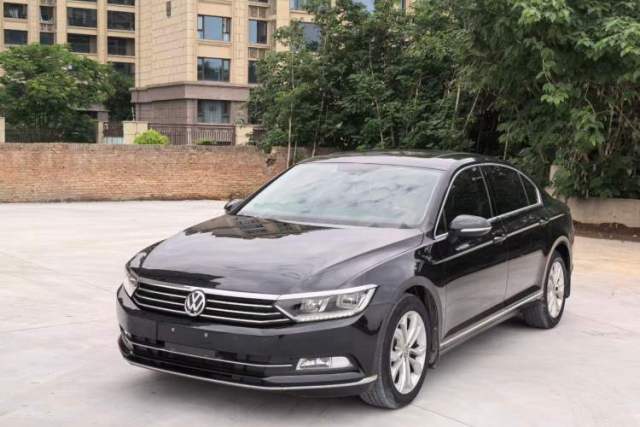 Ojetý Volkswagen Magotan 2019 330TSI DSG Luxury Version China VI Standard