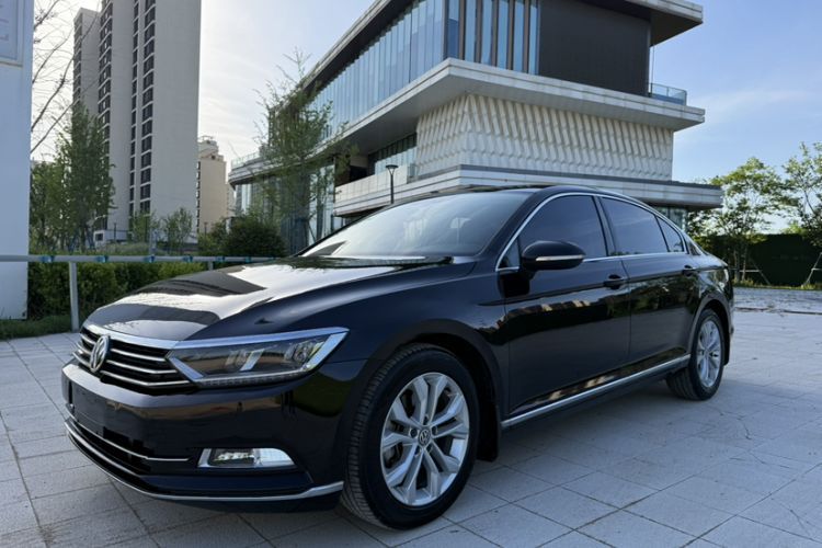 Ojetý Volkswagen Magotan 2019 330TSI DSG Luxury Model China V Standard Guazi used car, China used car export, Used car for sale, Used cars, Cheapest cars for sale