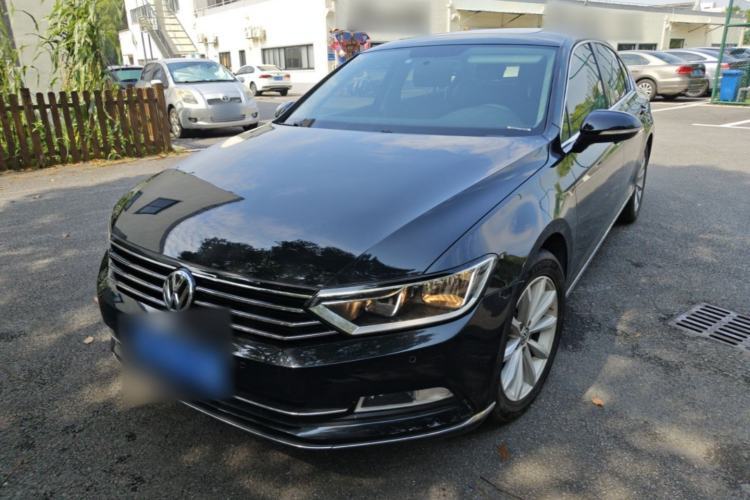 Used Volkswagen Magotan 2019 280TSI DSG Leading Model China VI Standard Guazi used car, China used car export, Used car for sale, Used  cars, Cheapest cars for sale