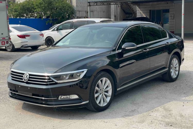 Used Volkswagen Magotan 2019 330TSI DSG Leading Edition China V Standard Guazi used car, China used car export, Used car for sale, Used  cars, Cheapest cars for sale