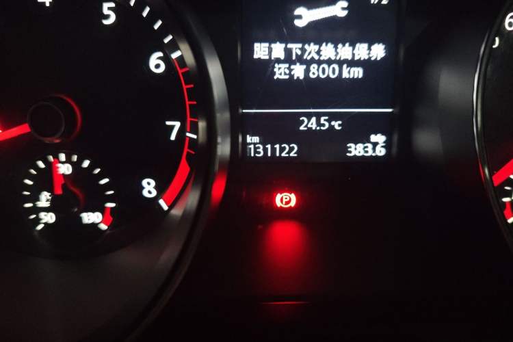 Used Volkswagen Magotan 2019 330TSI DSG Leading Model China VI Standard Odometer Close Up