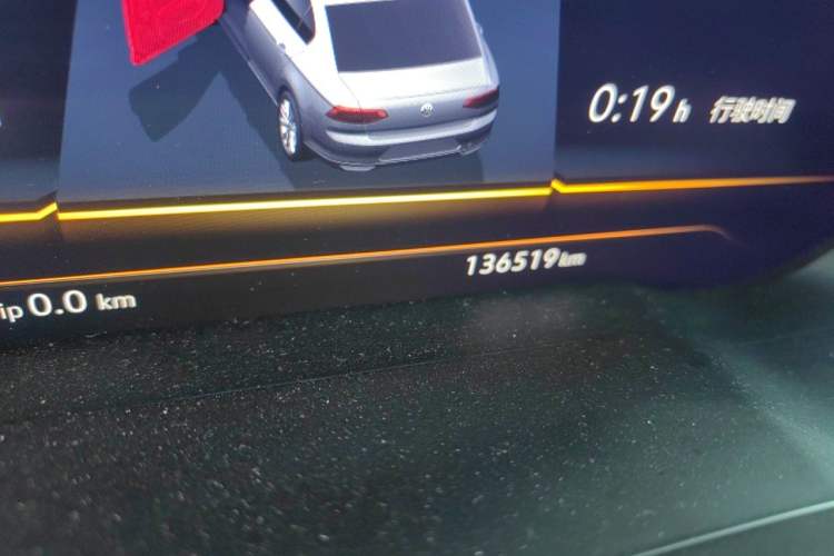 Used Volkswagen Magotan 2019 330TSI DSG Luxury Version China VI Standard Odometer Close Up