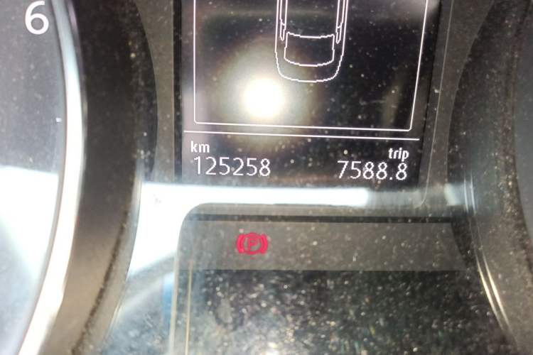 Used Volkswagen Magotan 2019 330TSI DSG Luxury Model China V Standard Odometer Close Up
