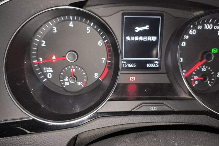 Used Volkswagen Magotan 2019 330TSI DSG Leading Model China VI Standard Odometer Close Up