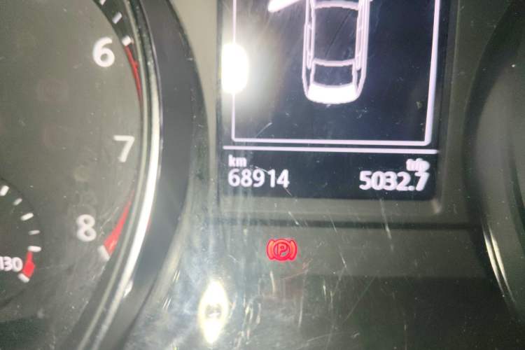 Used Volkswagen Magotan 2019 330TSI DSG Leading Model China VI Standard Odometer Close Up