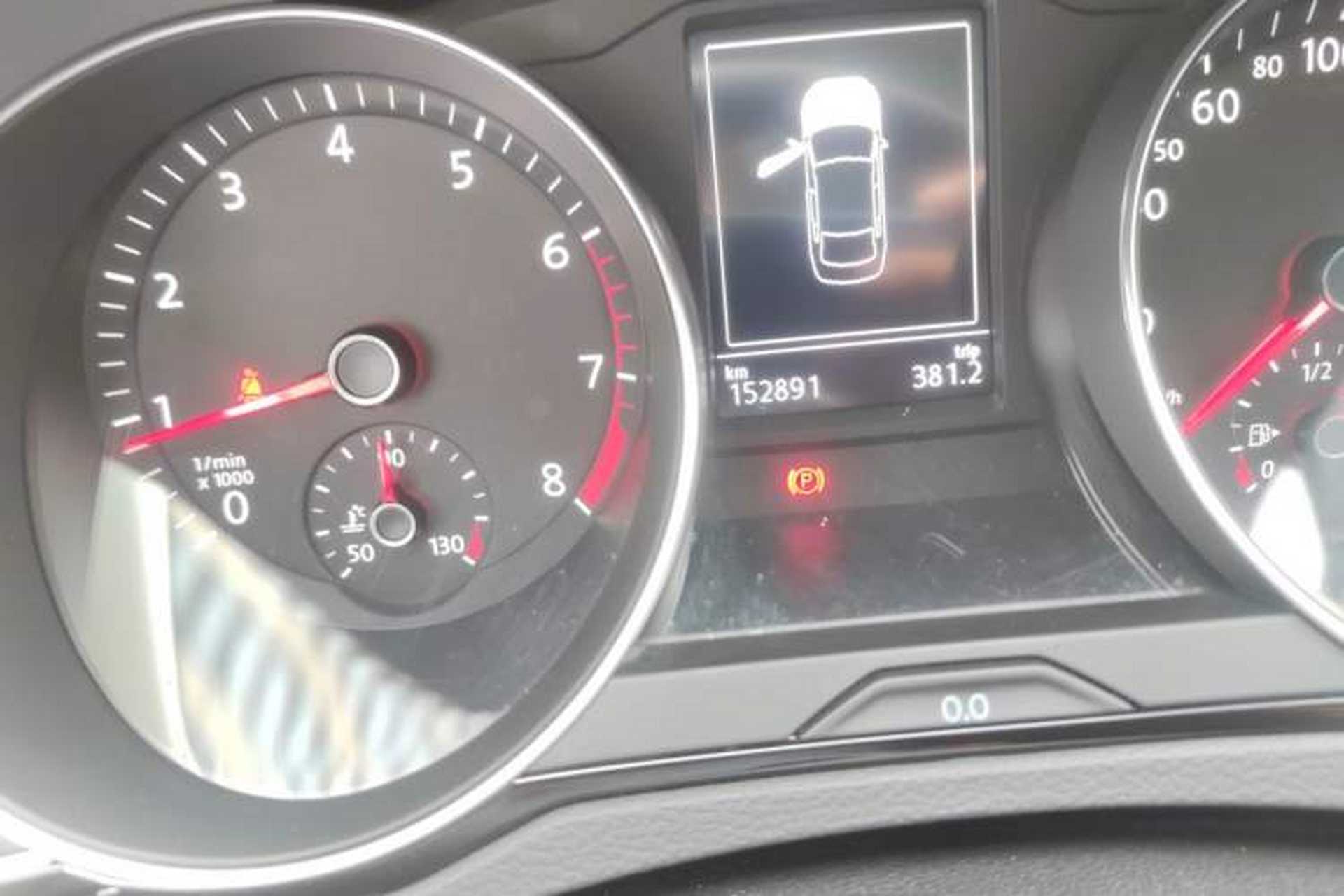 Used Volkswagen Magotan 2019 330TSI DSG Luxury Version China VI Standard Odometer Close Up