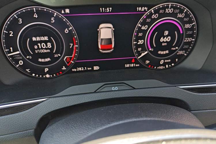 Used Volkswagen Magotan 2019 330TSI DSG Luxury Model China V Standard Odometer Close Up