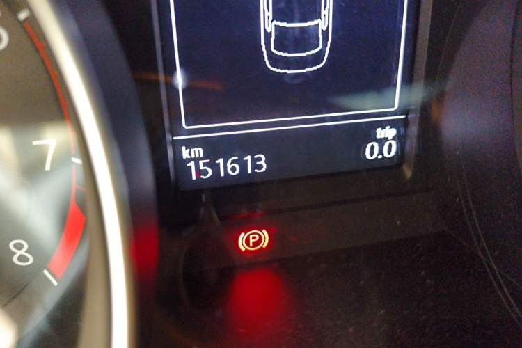 Used Volkswagen Magotan 2019 330TSI DSG Luxury Model China V Standard Odometer Close Up