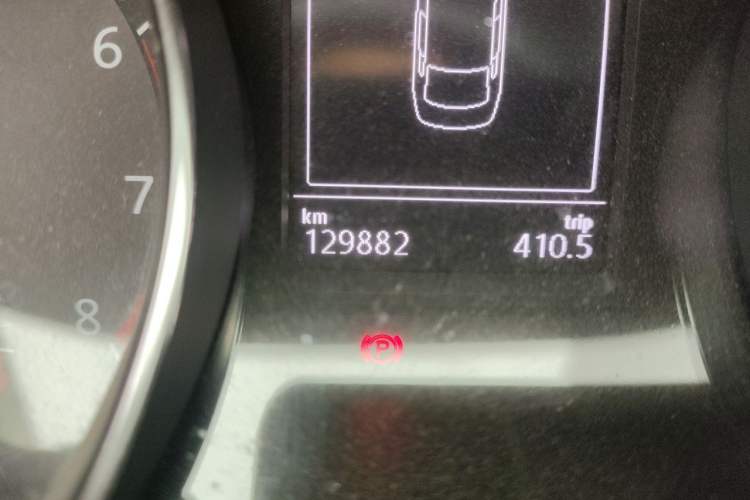 Used Volkswagen Magotan 2019 280TSI DSG Comfort Model China VI Standard Odometer Close Up