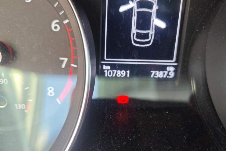 Used Volkswagen Magotan 2019 330TSI DSG Leading Model China VI Standard Odometer Close Up