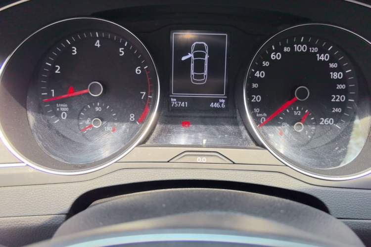 Used Volkswagen Magotan 2019 280TSI DSG Comfort Model China V Standard Odometer Close Up