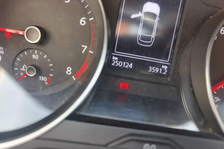 Used Volkswagen Magotan 2019 280TSI DSG Comfort Model China V Standard Odometer Close Up