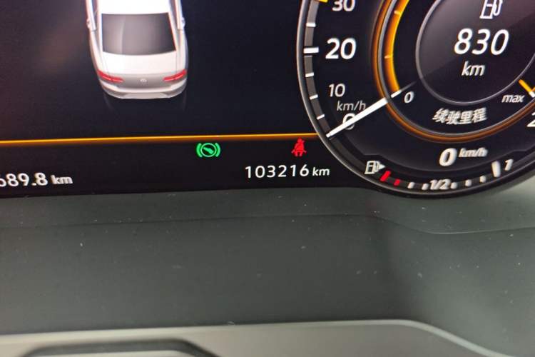 Used Volkswagen Magotan 2019 330TSI DSG Luxury Model China V Standard Odometer Close Up