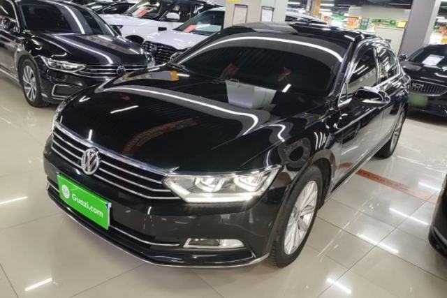 Ojetý Volkswagen Magotan 2019 330TSI DSG Leading Model China VI Standard