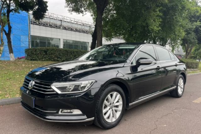 Ojetý Volkswagen Magotan 2019 280TSI DSG Comfort Model China VI Standard