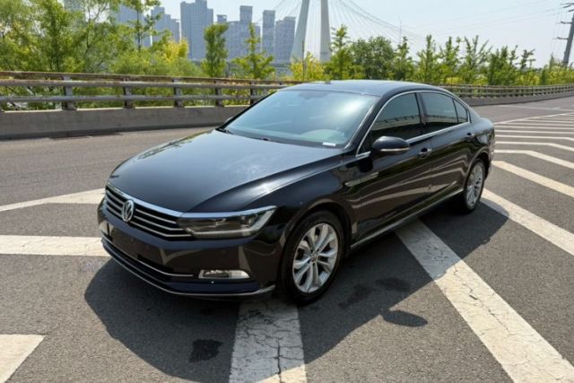 Ojetý Volkswagen Magotan 2019 330TSI DSG Luxury Version China VI Standard