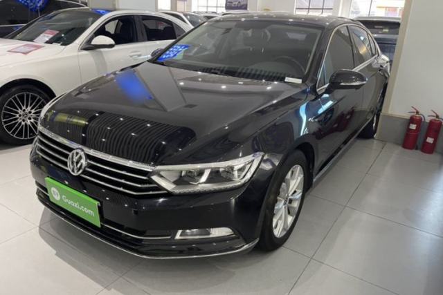 Ojetý Volkswagen Magotan 2019 330TSI DSG Luxury Model China V Standard