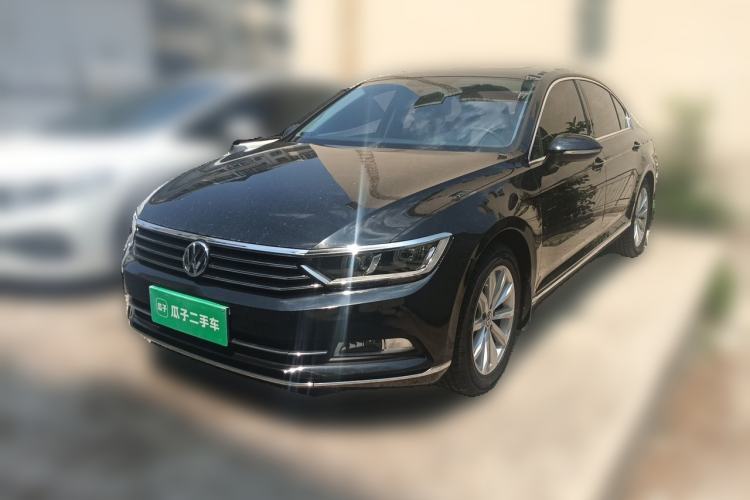 Used Volkswagen Magotan 2019 330TSI DSG Leading Model China VI Standard Guazi used car, China used car export, Used car for sale, Used  cars, Cheapest cars for sale