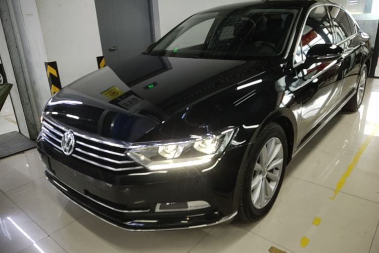 Used Volkswagen Magotan 2019 330TSI DSG Leading Edition China V Standard Guazi used car, China used car export, Used car for sale, Used cars, Cheapest cars for sale