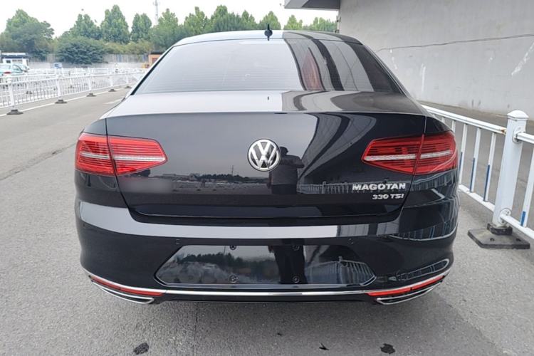 Used Volkswagen Magotan 2019 330TSI DSG Luxury Model China V Standard Rear