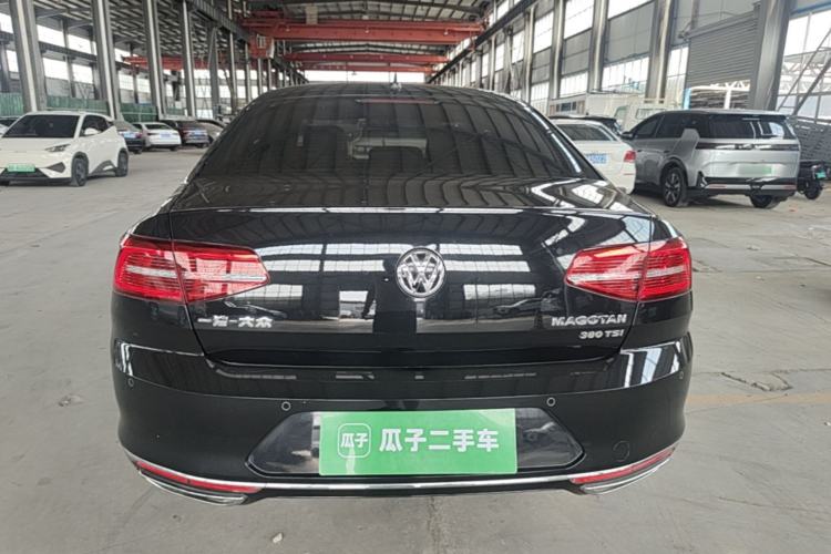 Used Volkswagen Magotan 2019 380TSI DSG Luxury Version China VI Standard Rear