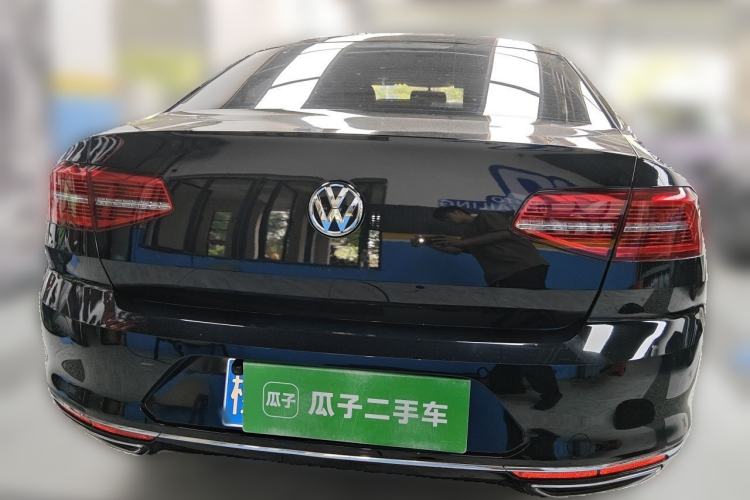 Used Volkswagen Magotan 2019 330TSI DSG Leading Edition China V Standard Rear