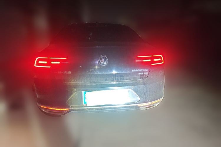 Used Volkswagen Magotan 2019 380TSI DSG Luxury Model China V Standard Rear