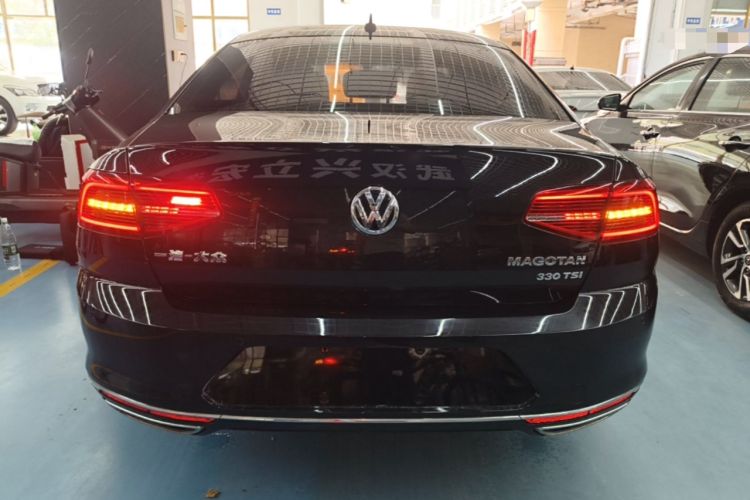 Used Volkswagen Magotan 2019 330TSI DSG Luxury Version China VI Standard Rear