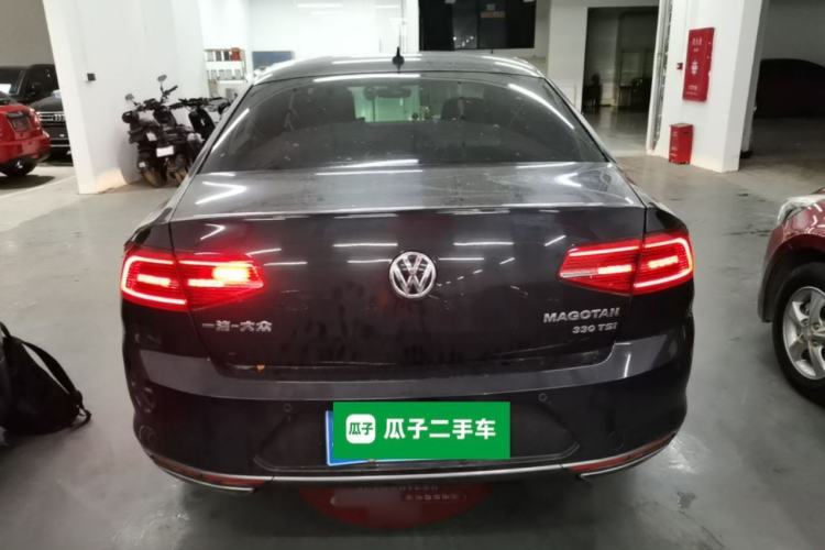 Used Volkswagen Magotan 2019 330TSI DSG Luxury Version China VI Standard Rear
