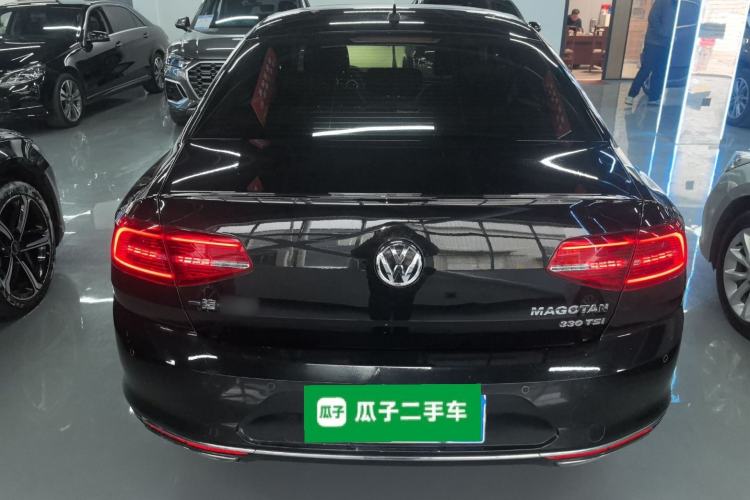 Used Volkswagen Magotan 2019 330TSI DSG Luxury Version China VI Standard Rear