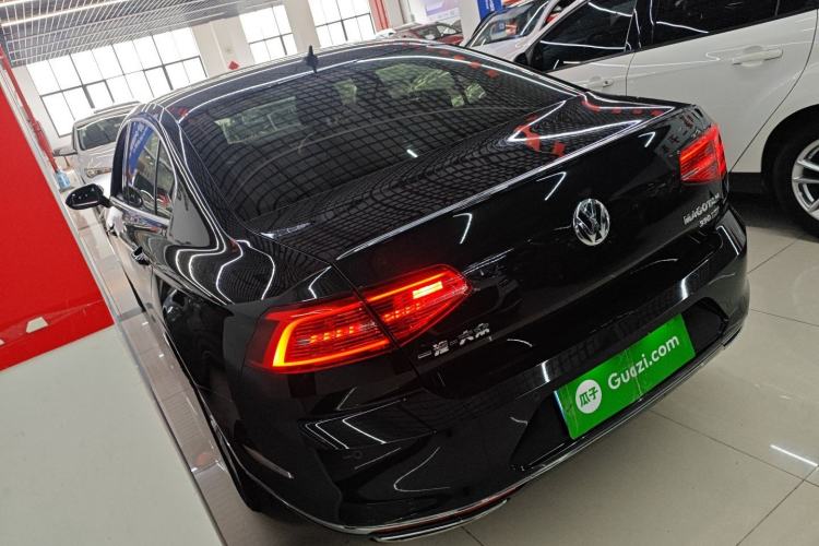Used Volkswagen Magotan 2019 330TSI DSG Luxury Version China VI Standard Rear Left 45 Deg