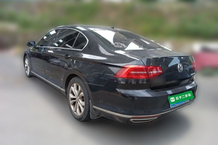 Used Volkswagen Magotan 2019 330TSI DSG Luxury Model China V Standard Rear Left 45 Deg