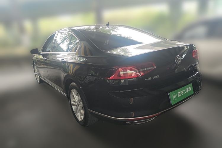 Used Volkswagen Magotan 2019 330TSI DSG Luxury Model China V Standard Rear Left 45 Deg