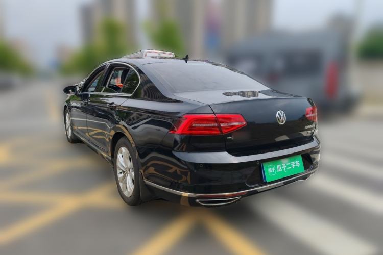 Used Volkswagen Magotan 2019 330TSI DSG Luxury Version China VI Standard Rear Left 45 Deg