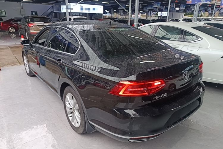 Used Volkswagen Magotan 2019 330TSI DSG Luxury Model China V Standard Rear Left 45 Deg