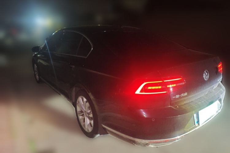 Used Volkswagen Magotan 2019 380TSI DSG Luxury Model China V Standard Rear Left 45 Deg