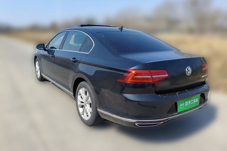 Used Volkswagen Magotan 2019 330TSI DSG Luxury Model China V Standard Rear Left 45 Deg