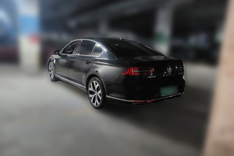 Used Volkswagen Magotan 2019 330TSI DSG Luxury Version China VI Standard Rear Left 45 Deg