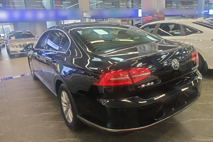 Used Volkswagen Magotan 2019 280TSI DSG Comfort Model China VI Standard Rear Left 45 Deg