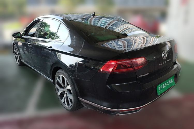 Used Volkswagen Magotan 2019 330TSI DSG Luxury Model China V Standard Rear Left 45 Deg