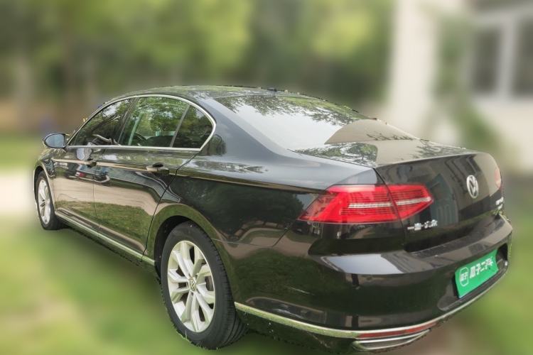 Used Volkswagen Magotan 2019 330TSI DSG Luxury Version China VI Standard Rear Left 45 Deg