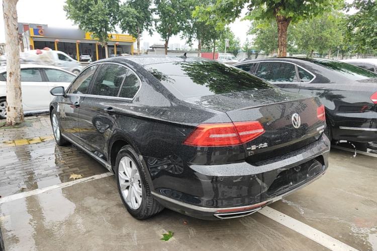 Used Volkswagen Magotan 2019 330TSI DSG Luxury Version China VI Standard Rear Left 45 Deg